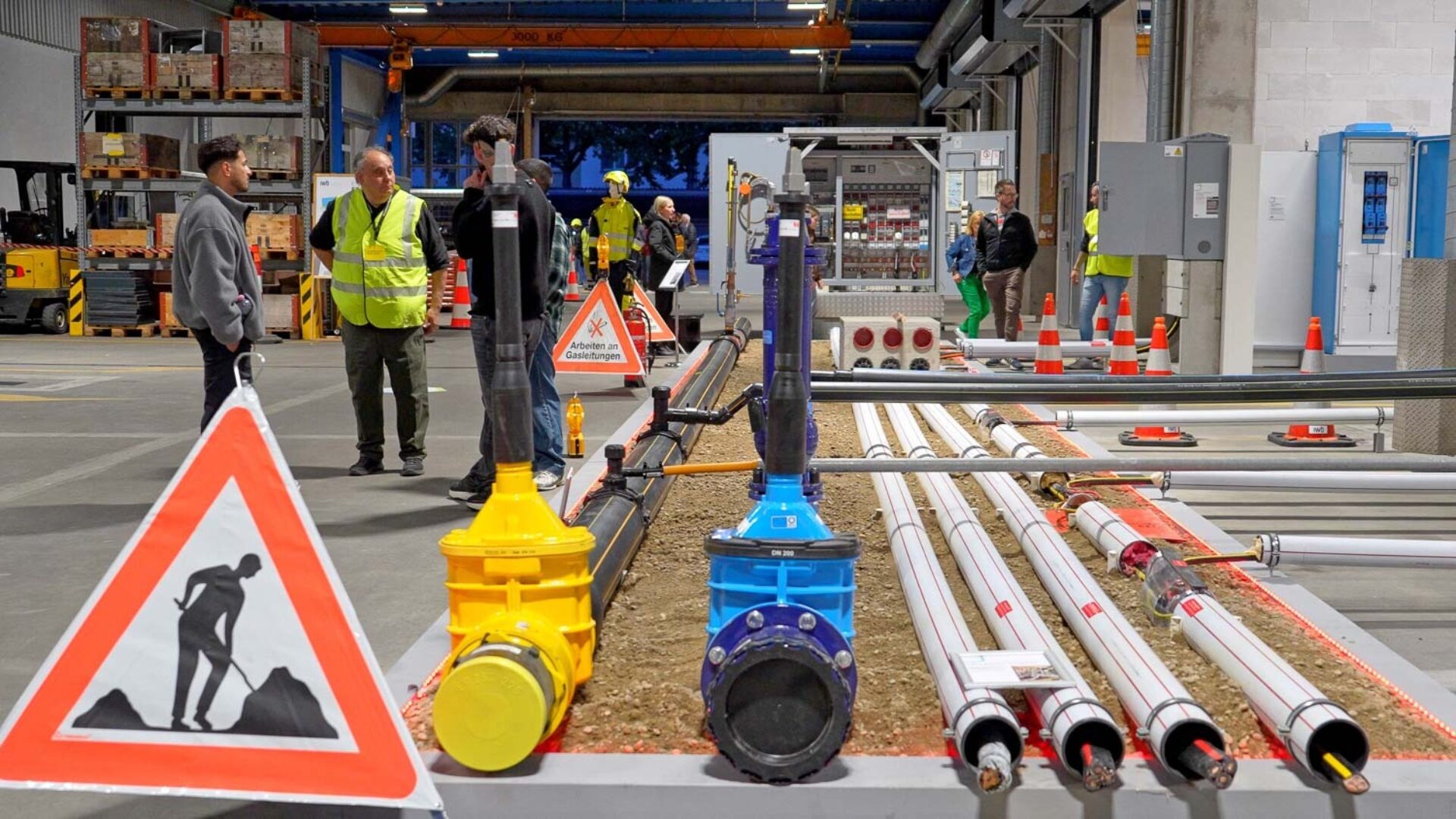 IWB 3 Netze unter unseren Fuessen Industrienacht Niels Franke IWB 3 Netze unter unseren Fuessen Industrienacht Niels Franke